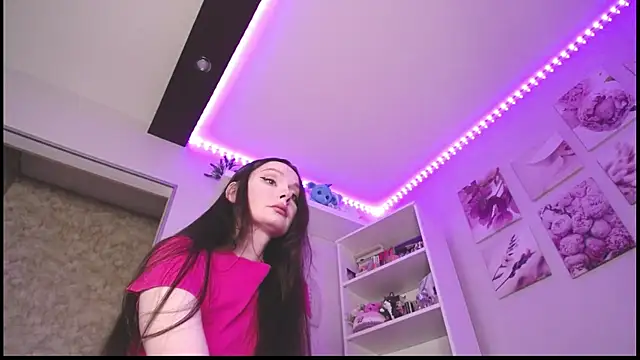 Snapshot of Agness_sweet chatting on 01-14-25, 08:20 Agness sweet online show from 01-14-25, 08:20