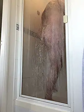 Snapshot of Free2cum4u chatting on 03-09-25, 11:14 Free2cum4u online show from 03-09-25, 11:14