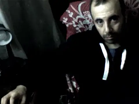 Snapshot of big_heart chatting on 02-19-25, 07:06 big heart online show from 02-19-25, 07:06