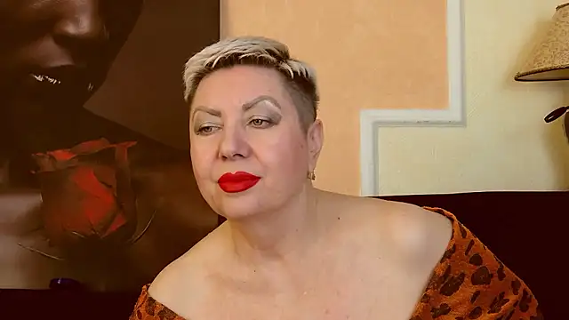 Snapshot of LadyPosh chatting on 12-05-24, 10:01 LadyPosh online show from 12-05-24, 10:01