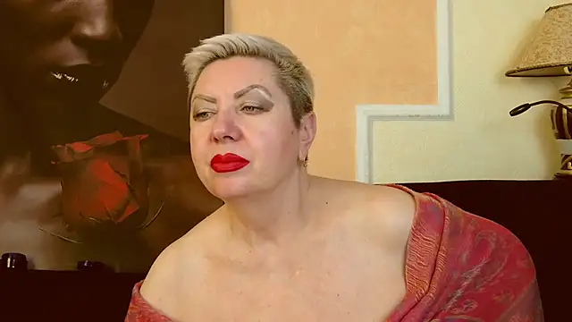 Snapshot of LadyPosh chatting on 03-06-25, 04:30 LadyPosh online show from 03-06-25, 04:30