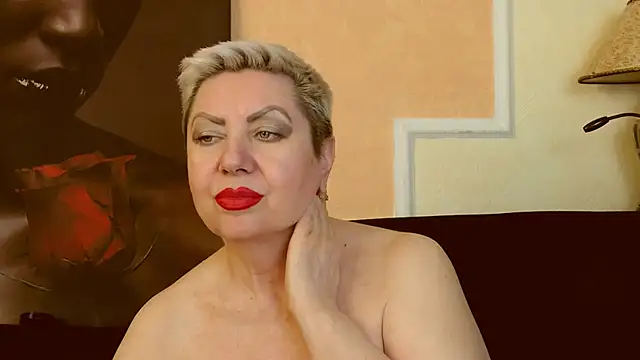 Snapshot of LadyPosh chatting on 03-07-25, 04:46 LadyPosh online show from 03-07-25, 04:46