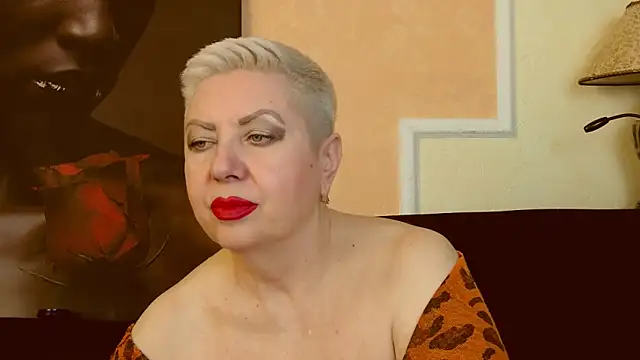 Snapshot of LadyPosh chatting on 03-14-25, 09:32 LadyPosh online show from 03-14-25, 09:32