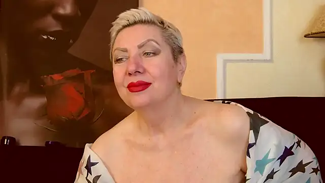 Snapshot of LadyPosh chatting on 09-26-25, 08:57 LadyPosh online show from 09-26-25, 08:57