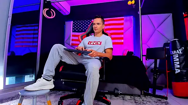 Snapshot of Aydenmiller96 chatting on 09-16-25, 02:07 Aydenmiller96 online show from 09-16-25, 02:07