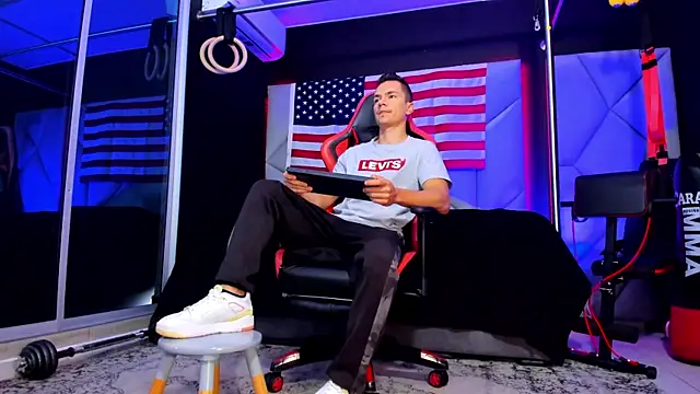 Snapshot of Aydenmiller96 chatting on 10-09-25, 02:15 Aydenmiller96 online show from 10-09-25, 02:15