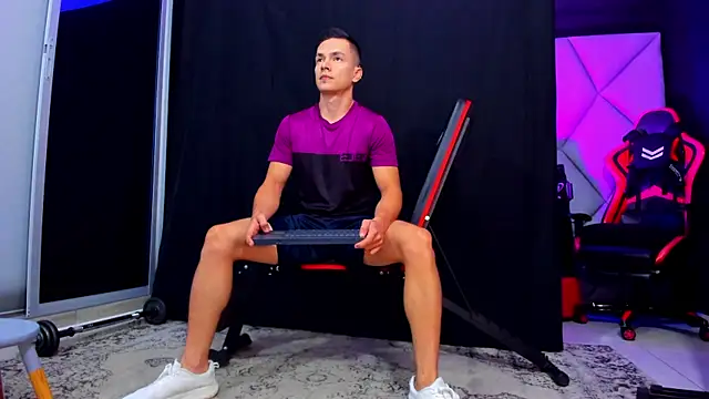 Snapshot of Aydenmiller96 chatting on 10-29-25, 12:24 Aydenmiller96 online show from 10-29-25, 12:24