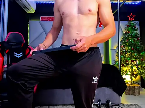 Aydenmiller96 online show from 12-19-25, 04:14