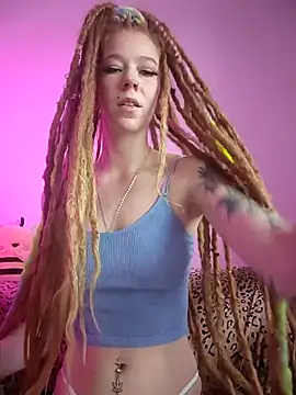 LucidLucy online show from 12-04-25, 02:04