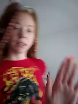 LucidLucy online show from 02-06-26, 01:14