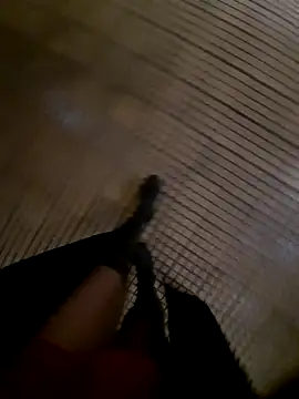 Snapshot of Dirtyfeelin chatting on 12-10-24, 02:17 Dirtyfeelin online show from 12-10-24, 02:17