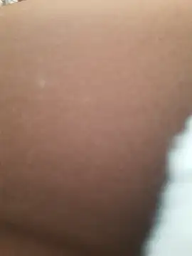 Snapshot of Dirtyfeelin chatting on 12-15-24, 01:22 Dirtyfeelin online show from 12-15-24, 01:22