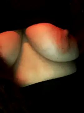 Snapshot of Dirtyfeelin chatting on 12-02-25, 05:41 Dirtyfeelin online show from 12-02-25, 05:41