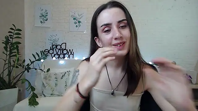 FranceskoJones online show from 01-10-25, 03:18