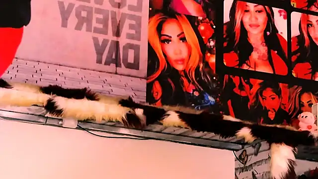 Snapshot of indian_dreamgirl chatting on 09-22-25, 09:11 indian dreamgirl online show from 09-22-25, 09:11