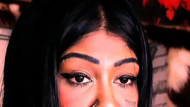 Snapshot of indian_dreamgirl chatting on 09-29-25, 01:49 indian dreamgirl online show from 09-29-25, 01:49