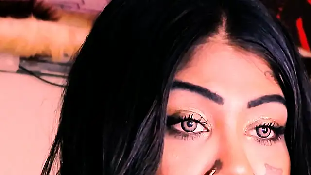 Snapshot of indian_dreamgirl chatting on 10-24-25, 09:55 indian dreamgirl online show from 10-24-25, 09:55