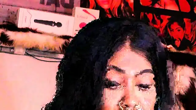 Snapshot of indian_dreamgirl chatting on 10-27-25, 08:24 indian dreamgirl online show from 10-27-25, 08:24