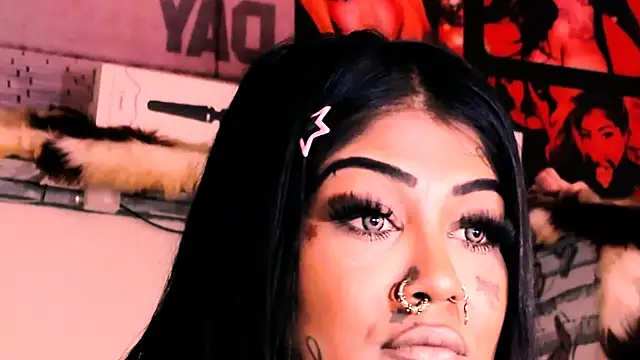 Snapshot of indian_dreamgirl chatting on 10-30-25, 08:42 indian dreamgirl online show from 10-30-25, 08:42