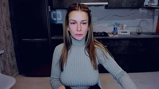 AlexiaDarren online show from 02-10-25, 03:53