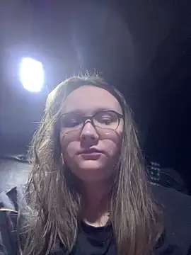 Snapshot of ZeTurtleMaster chatting on 03-17-26, 04:17 ZeTurtleMaster online show from 03-17-26, 04:17