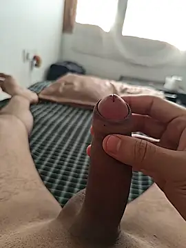 Hornylonda556 online show from 03-12-26, 04:51