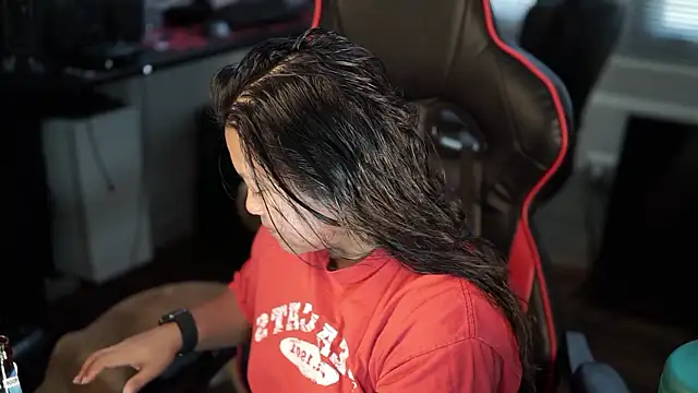 Bubbleliyah online show from 12-01-24, 04:29