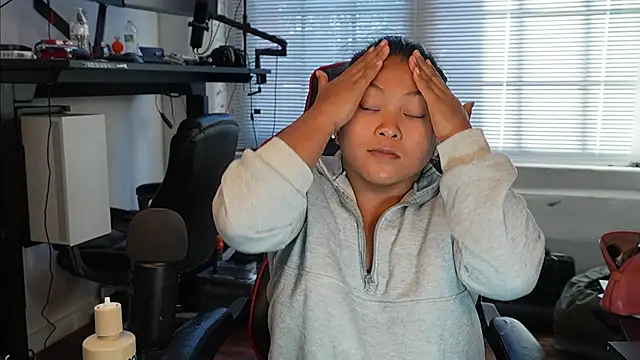 Snapshot of Bubbleliyah chatting on 02-02-26, 01:43 Bubbleliyah online show from 02-02-26, 01:43