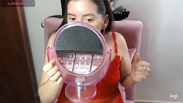 Snapshot of spicey_latina chatting on 01-11-25, 05:07 spicey latina online show from 01-11-25, 05:07