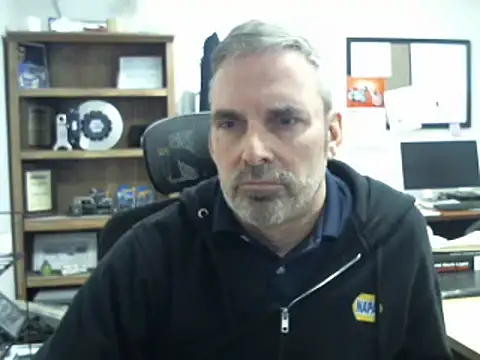 Snapshot of Russianjewel chatting on 01-27-25, 04:22 Russianjewel online show from 01-27-25, 04:22