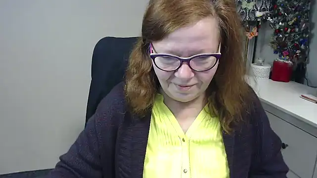 Adelewildx online show from 01-19-26, 04:49