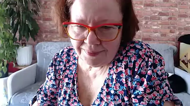 Adelewildx online show from 04-22-26, 10:28