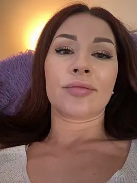 Snapshot of KerryCandy_Girl chatting on 02-21-25, 02:48 KerryCandy Girl online show from 02-21-25, 02:48