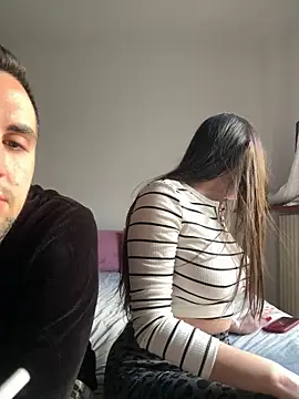 Snapshot of couplepenetration chatting on 12-21-24, 01:21 couplepenetration online show from 12-21-24, 01:21