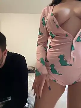 Snapshot of couplepenetration chatting on 01-09-25, 12:30 couplepenetration online show from 01-09-25, 12:30