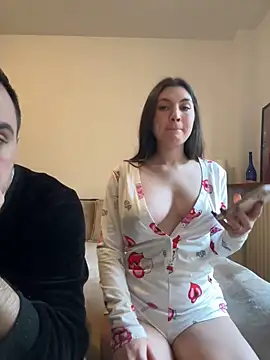 Snapshot of couplepenetration chatting on 01-13-25, 10:36 couplepenetration online show from 01-13-25, 10:36