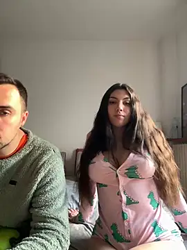 Snapshot of couplepenetration chatting on 01-24-25, 01:03 couplepenetration online show from 01-24-25, 01:03