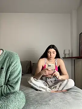 Snapshot of couplepenetration chatting on 01-27-25, 09:44 couplepenetration online show from 01-27-25, 09:44