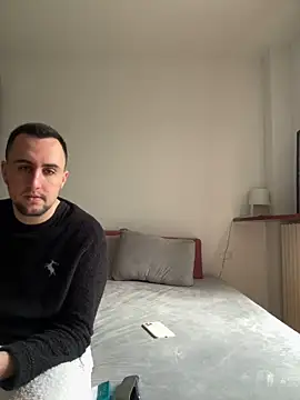 Snapshot of couplepenetration chatting on 02-14-25, 09:34 couplepenetration online show from 02-14-25, 09:34