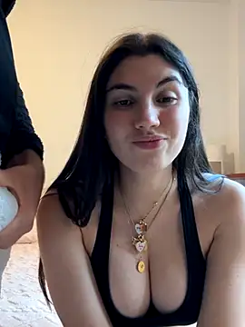 Snapshot of couplepenetration chatting on 10-24-25, 08:00 couplepenetration online show from 10-24-25, 08:00