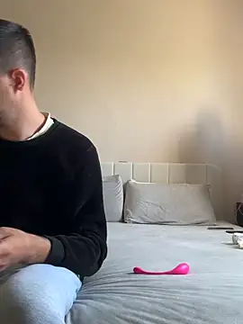 couplepenetration online show from 04-27-26, 08:34