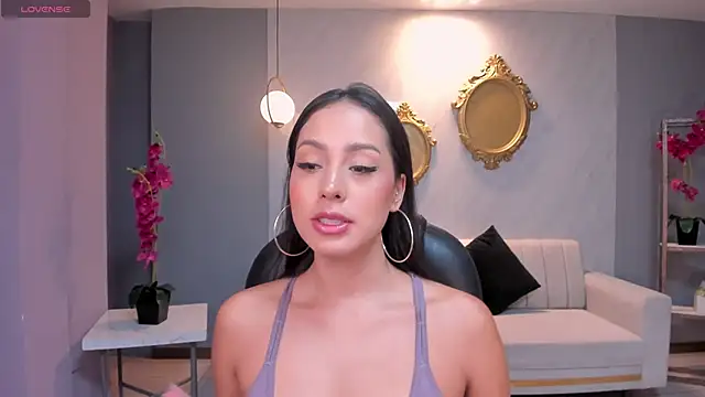 Snapshot of BrennaWalker chatting on 01-21-25, 04:10 BrennaWalker online show from 01-21-25, 04:10