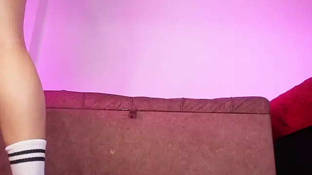 emyli sw  online show from 09-18-25, 03:08