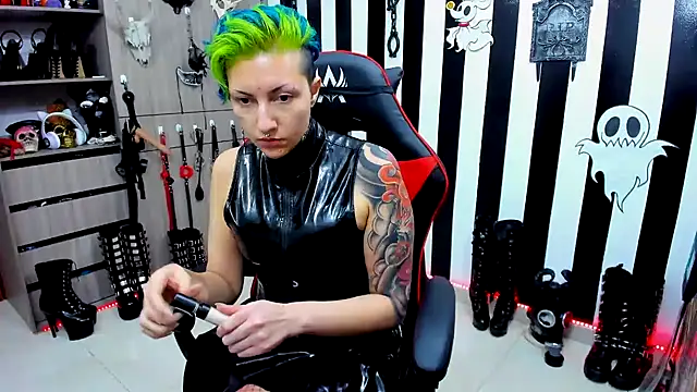 Mistress Yelena online show from 12-07-24, 08:27