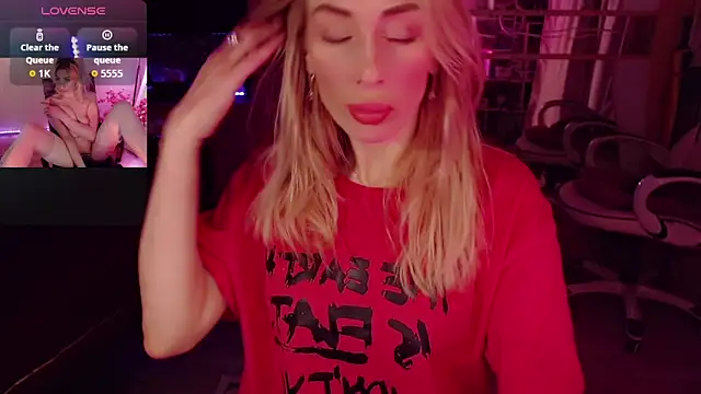 AnnieGOld  online show from 10-17-25, 11:40