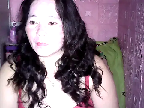 Snapshot of hotpusie_4u chatting on 02-10-26, 04:44 hotpusie 4u online show from 02-10-26, 04:44