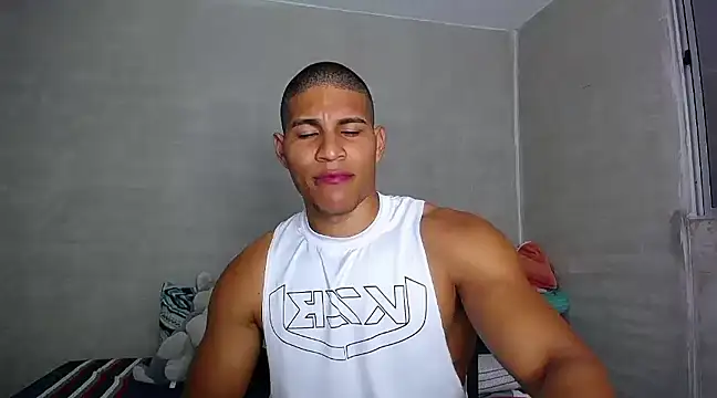 Snapshot of teddyfit19cm chatting on 01-04-25, 02:03 teddyfit19cm online show from 01-04-25, 02:03