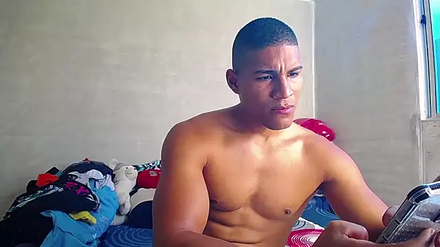 Snapshot of teddyfit19cm chatting on 01-09-25, 08:22 teddyfit19cm online show from 01-09-25, 08:22