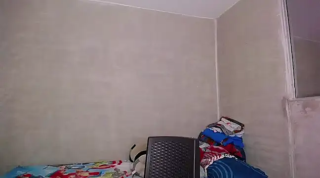 Snapshot of teddyfit19cm chatting on 02-01-25, 12:40 teddyfit19cm online show from 02-01-25, 12:40