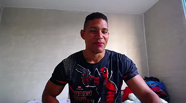 Snapshot of teddyfit19cm chatting on 02-18-25, 12:06 teddyfit19cm online show from 02-18-25, 12:06